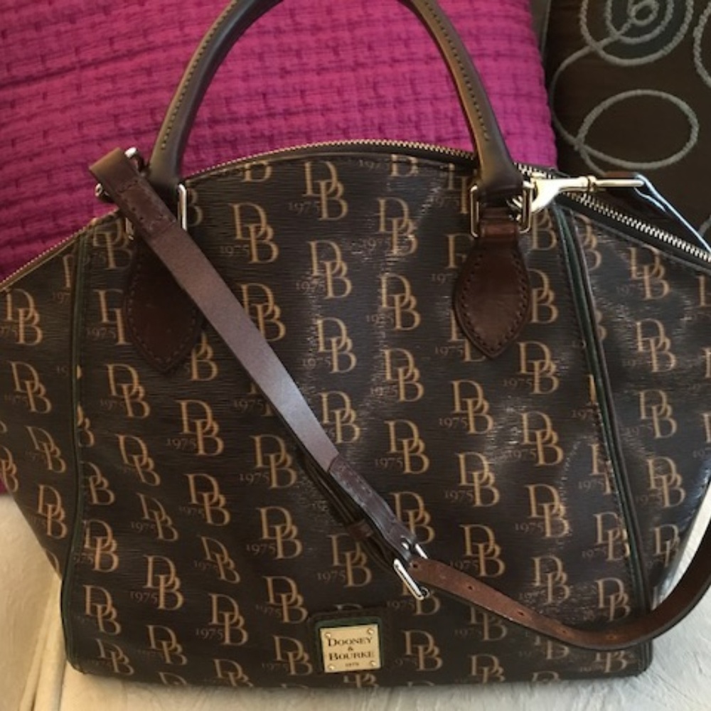 Dooney & Bourke Sutton Sydney Satchel